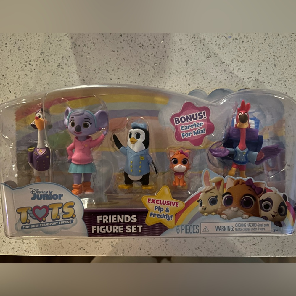 Disney Junior T.O.T.S. Friends 5 Figure Set KC Mia Beakman Exclusive Freddy Pip